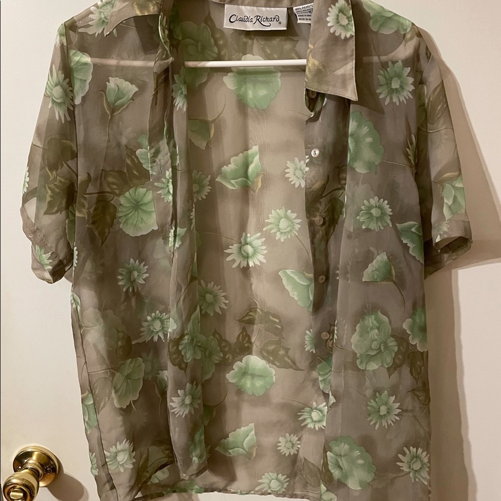 Flowy shirt